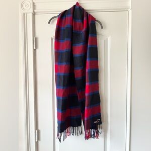 NWOT Hollister Plaid Scarf with Fringe Tassels